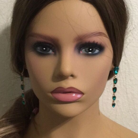 Emerald gold drop earrings NWT - Picture 3 of 3